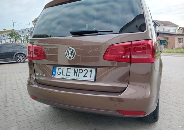 Volkswagen Touran cena 40900 przebieg: 146000, rok produkcji 2014 z Lębork małe 232